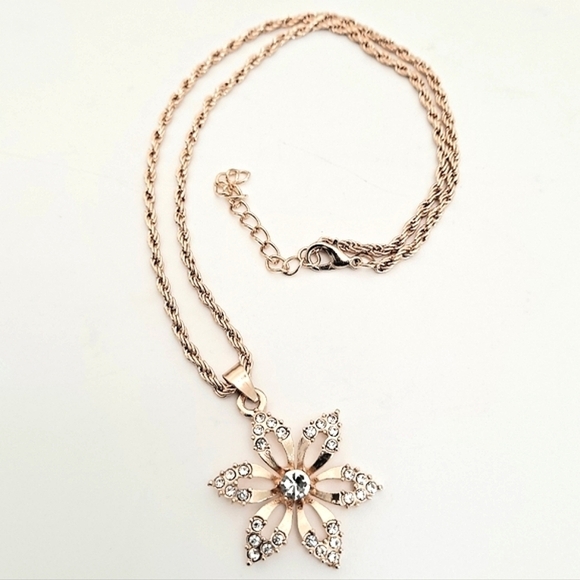 Gold Flower Rhinestone Necklace & Earring Set Quiet Luxury Statement Jewelry - Picture 5 of 14